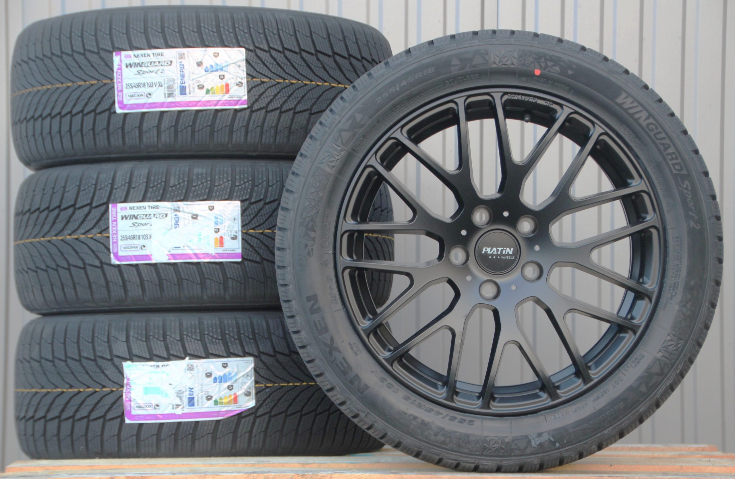 Platin P70 18" – Schwarz matt | Fahrfertig montiert – sicher bei Schnee: Räder Alufelgen P70 18 Zoll schwarz matt 255/45 R18 Nexen Winterreifen