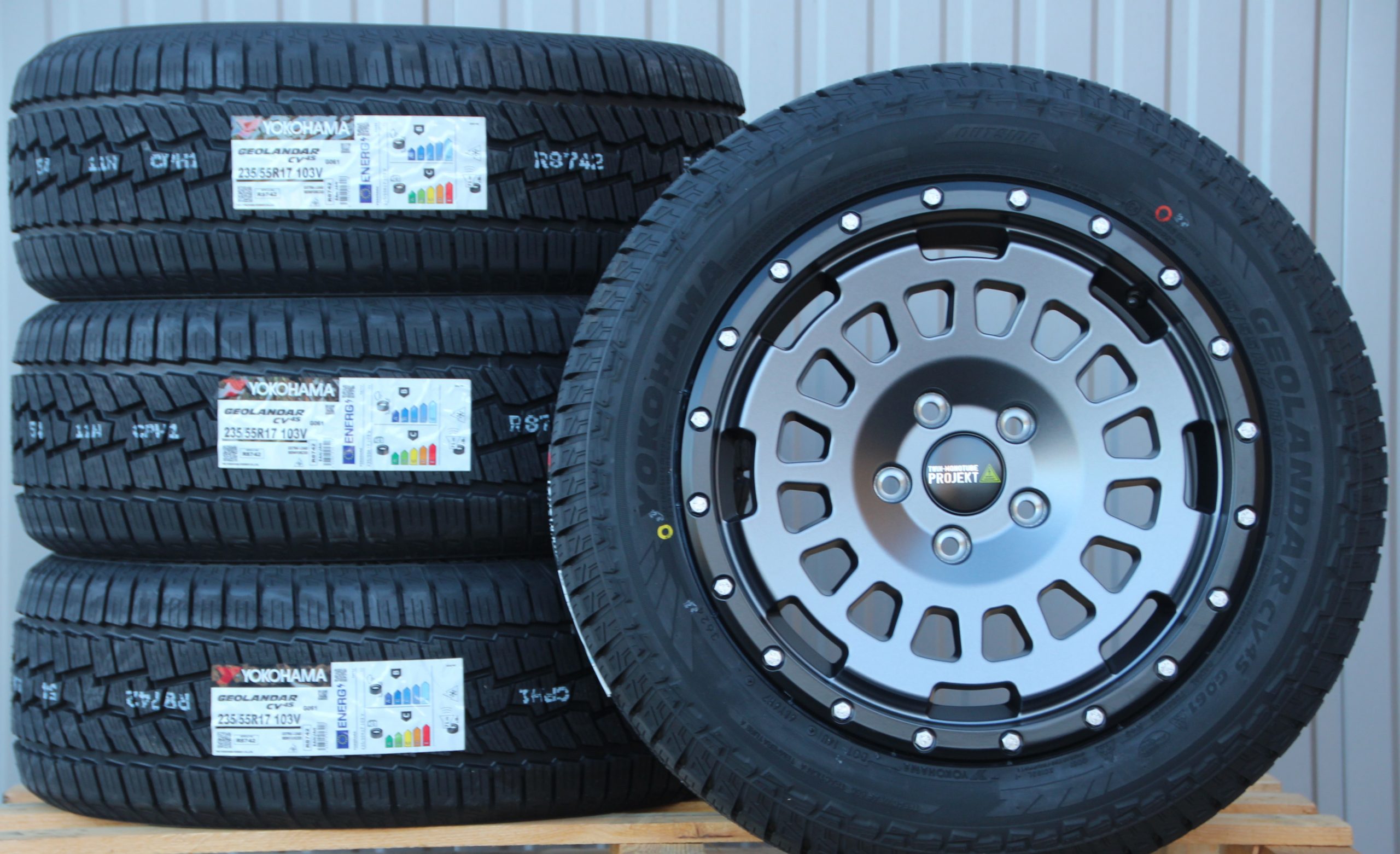 Räder Alufelgen Twin Monotube AT1 Stone mit Anfahrschutzring 17 Zoll + Yokohama G-061 Allwetterreifen