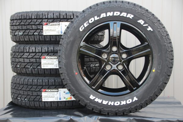 Alufelgen Borbet CWD schwarz + Yokohama G015 All Terrain Off Road Reifen