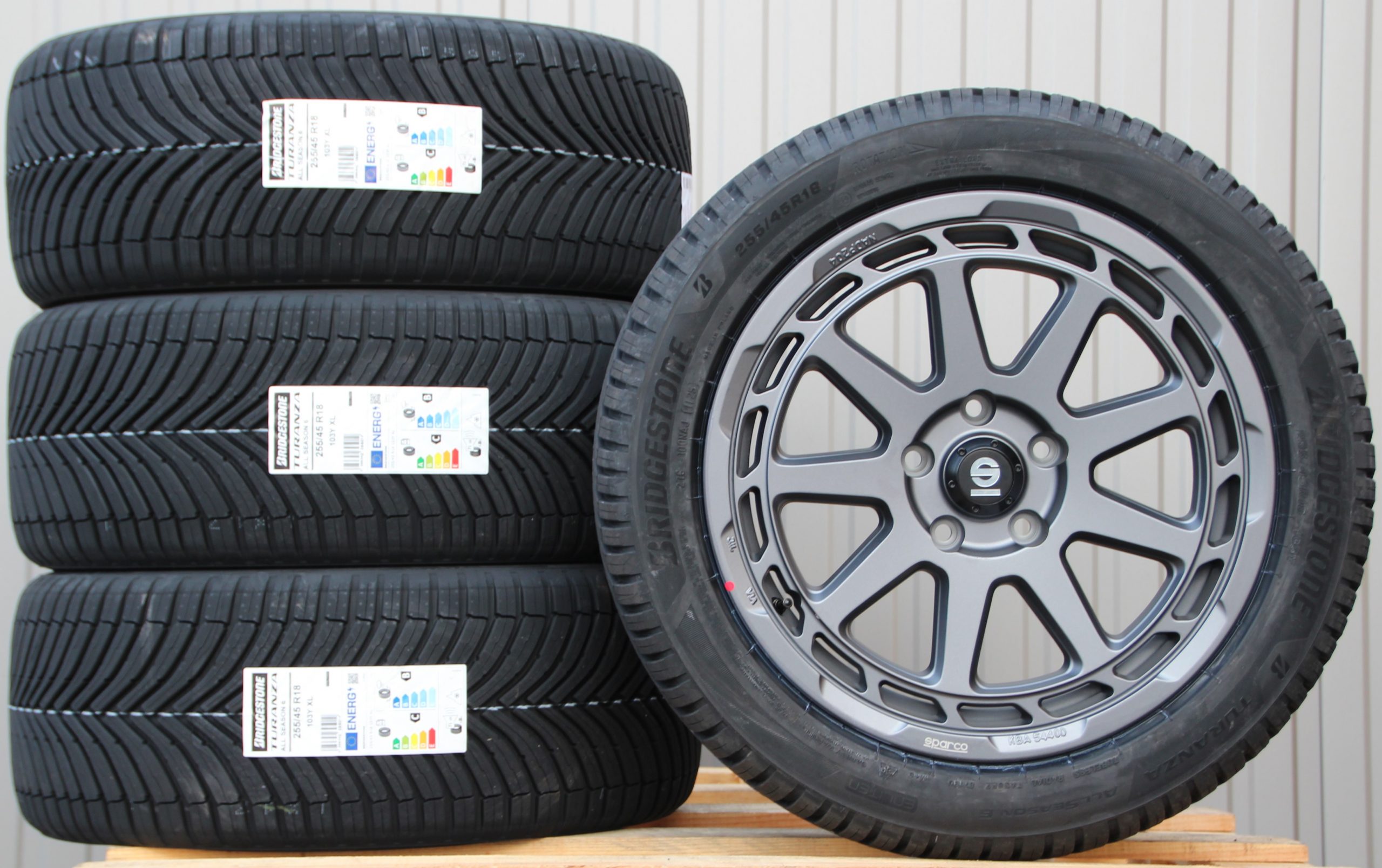 Alufelgen Sparco Gravel grau 18 Zoll + Bridgestone Allwetterreifen