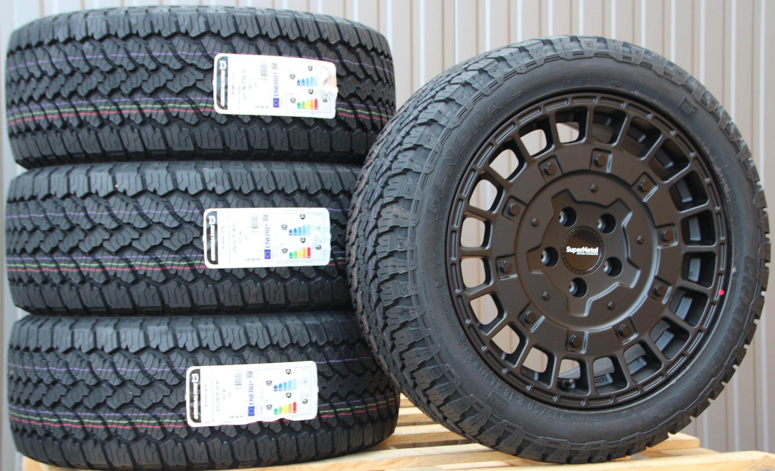 18 Zoll Räder Alufelgen Supermetal Rig matt black + General Grabber AT3 All Terrain – Bild 2