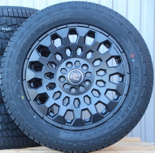 MSW99 17 Zoll black 235 55 17 Yokohama G061 KRS (1) Räder Alufelgen MSW99 17 Zoll schwarz + Tracmax Allwetterreifen