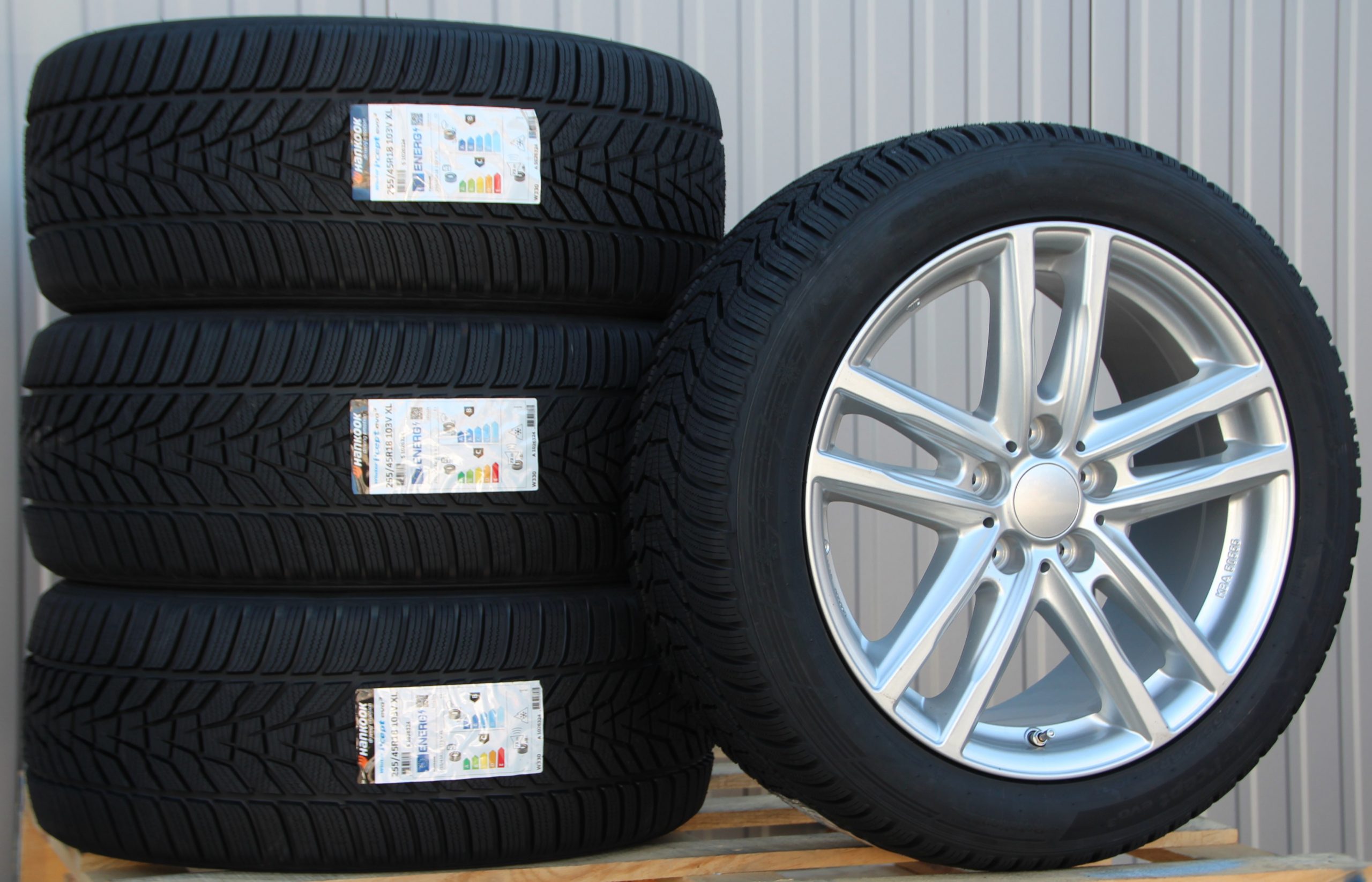 Räder Alufelgen Rial X10X 18 Zoll silber 255/45 R18 Hankook Winterreifen – Bild 2