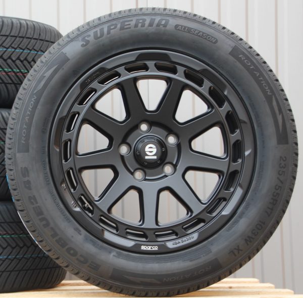 Räder Alufelgen Sparco Gravel 17 Zoll schwarz matt 235/55 R17 Hankook Winterreifen