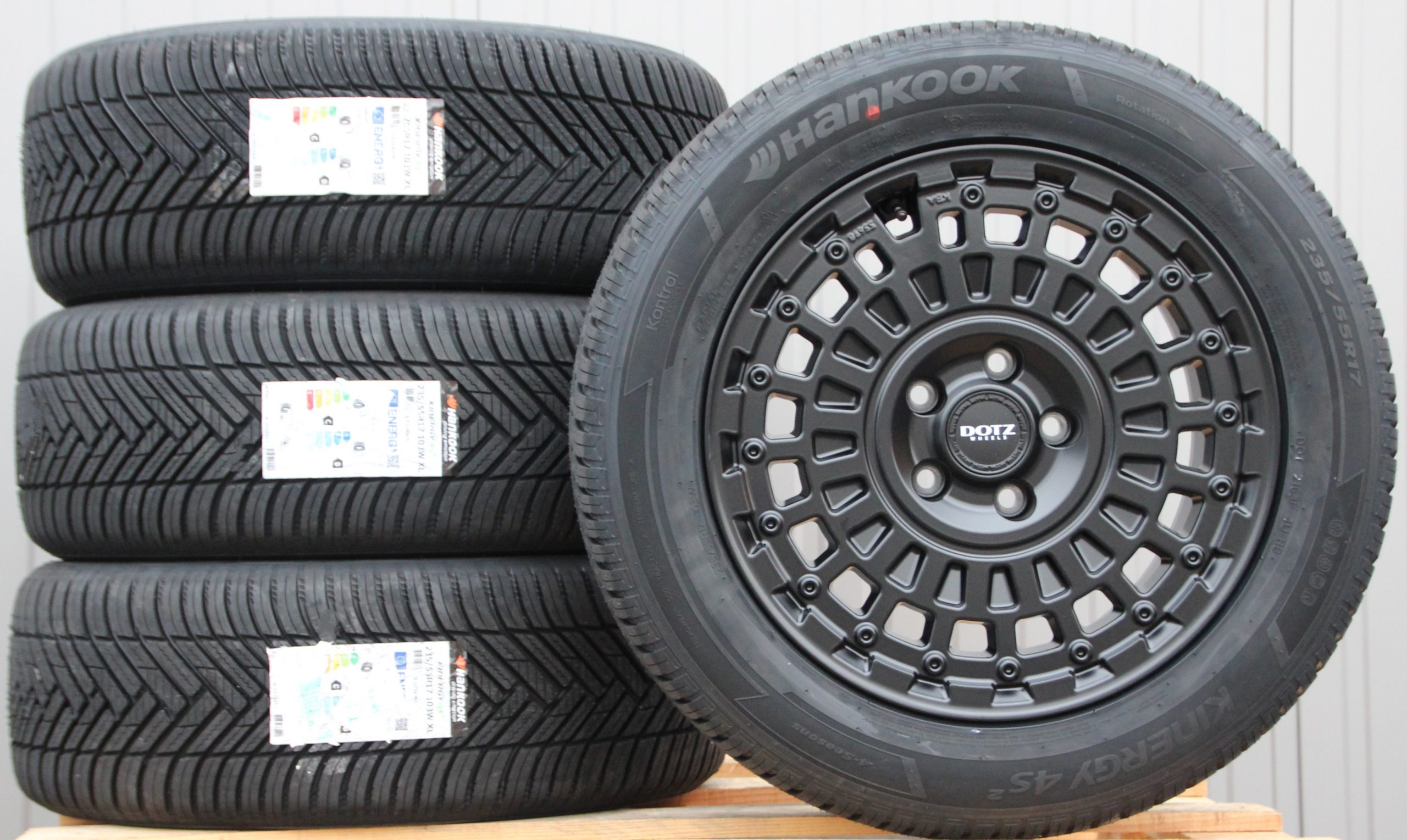 Räder Alufelgen DOTZ Talara 17 Zoll schwarz + Hankook Allwetterreifen