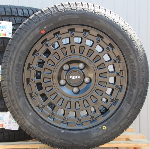 Räder Alufelgen Dotz Talara 17 Zoll schwarz + Tracmax Allwetterreifen