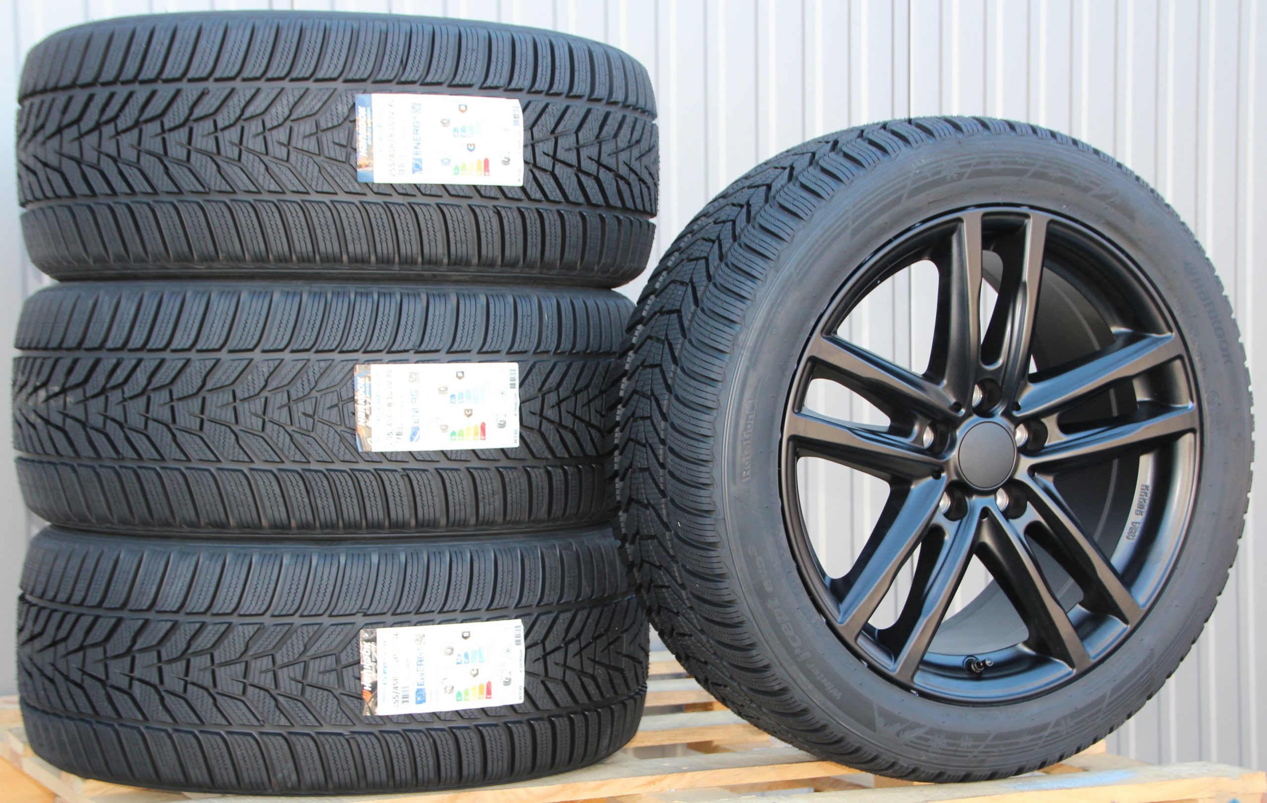 Räder Alufelgen Rial X10X 18 Zoll schwarz matt 255/45 R18 Hankook Winterreifen – Bild 2