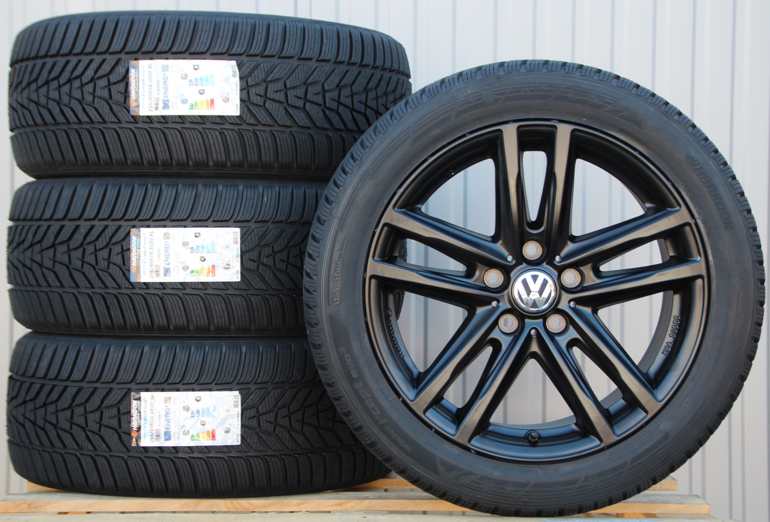 Räder Alufelgen Rial X10X 18 Zoll schwarz matt 255/45 R18 Hankook Winterreifen – Bild 3