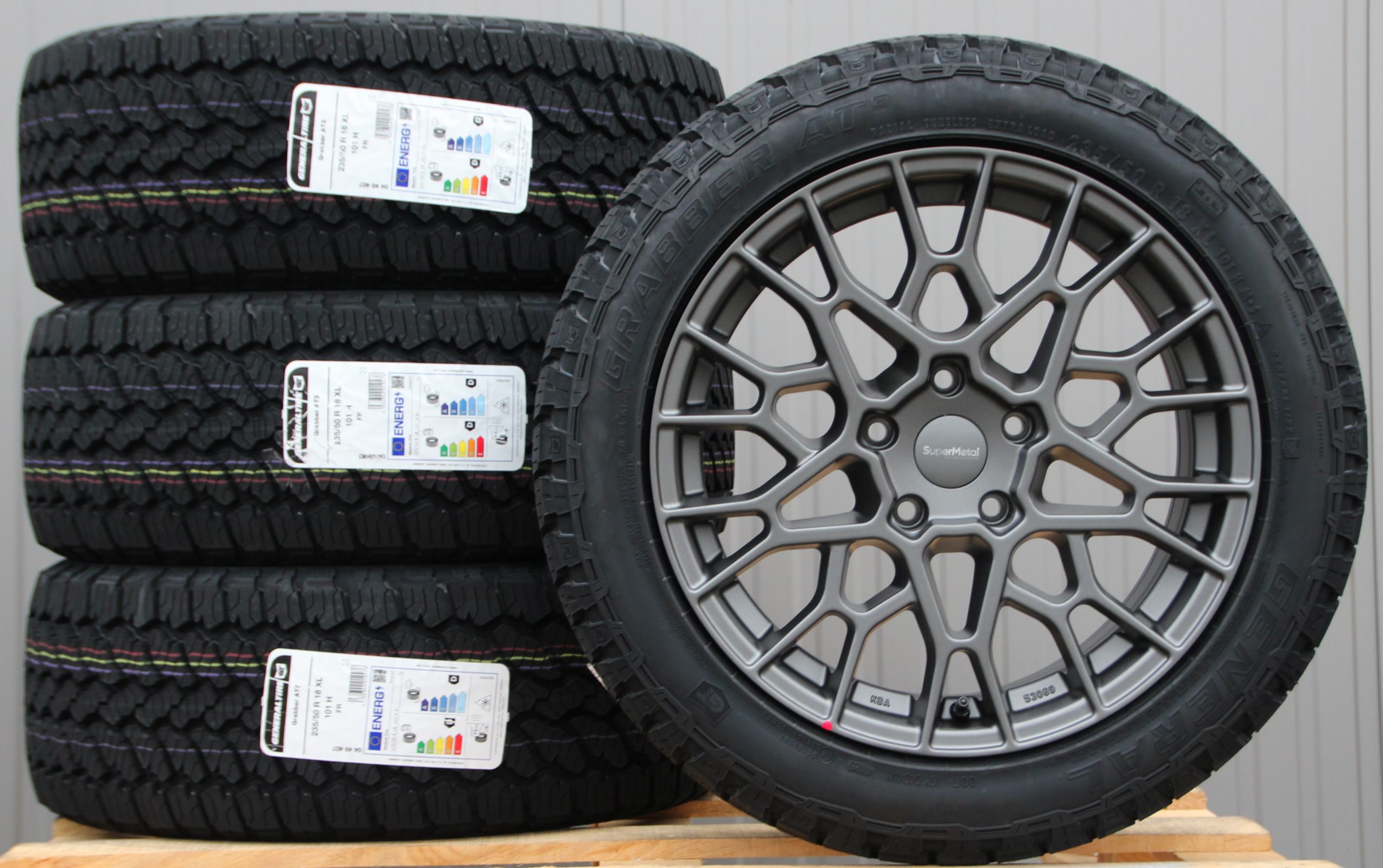 18 Zoll Räder Alufelgen Supermetal Cell ultra matt grey + General Grabber AT3 All Terrain